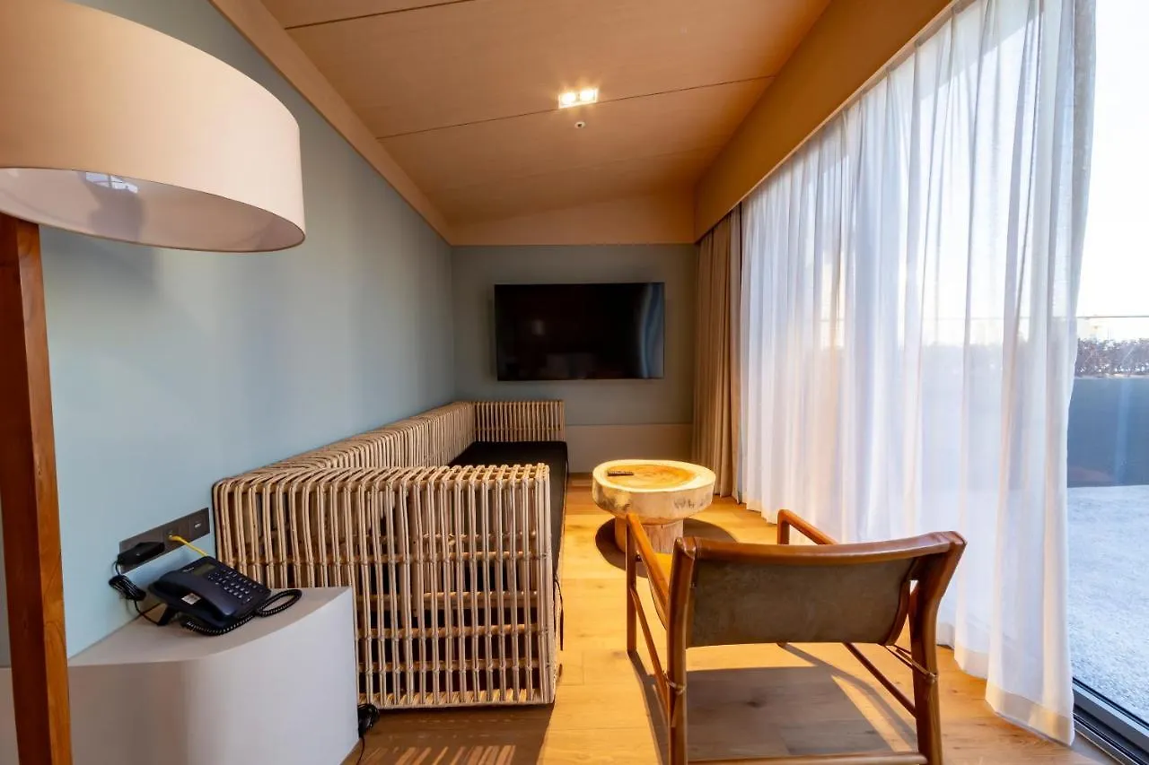Hound Hotel Haeundae Signature Busan