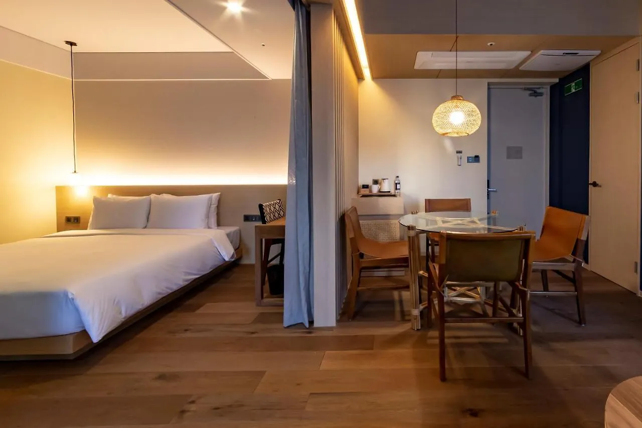 Hound Hotel Haeundae Signature Busan