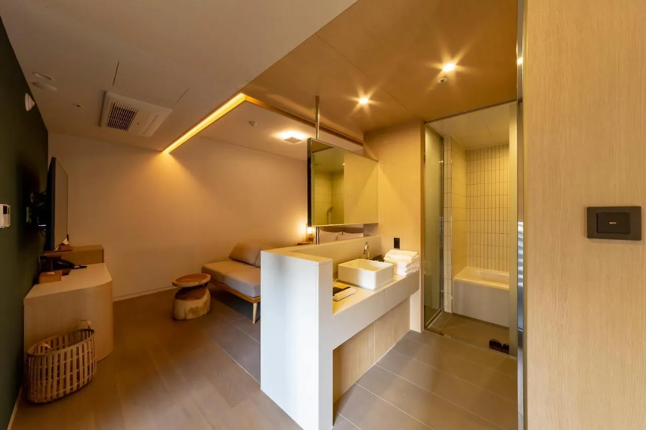 Hound Hotel Haeundae Signature Busan