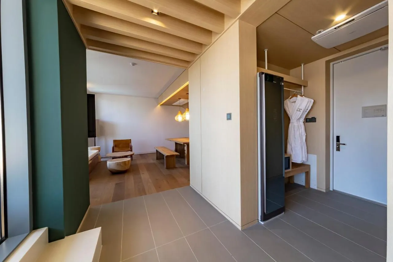 Hound Hotel Haeundae Signature Busan