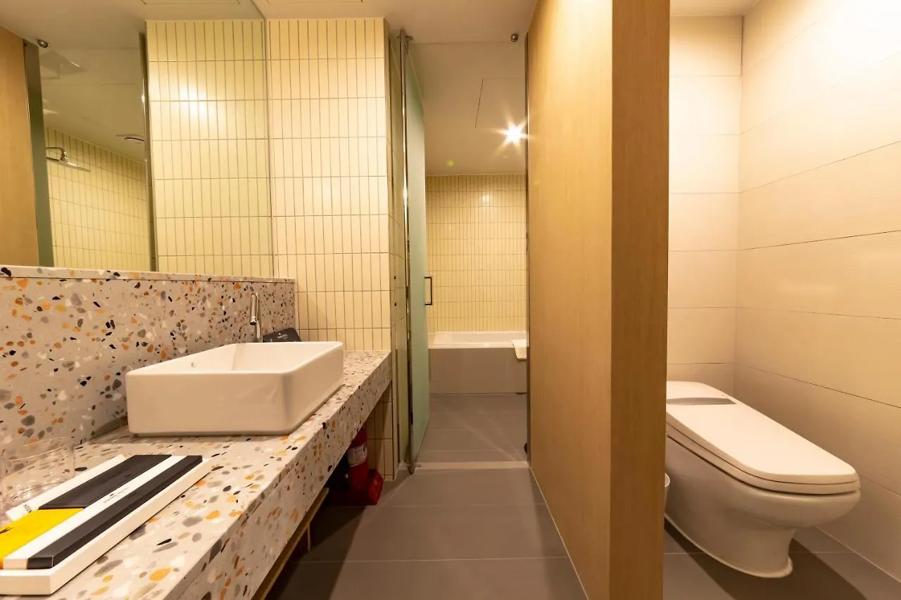 Hound Hotel Haeundae Signature Busan