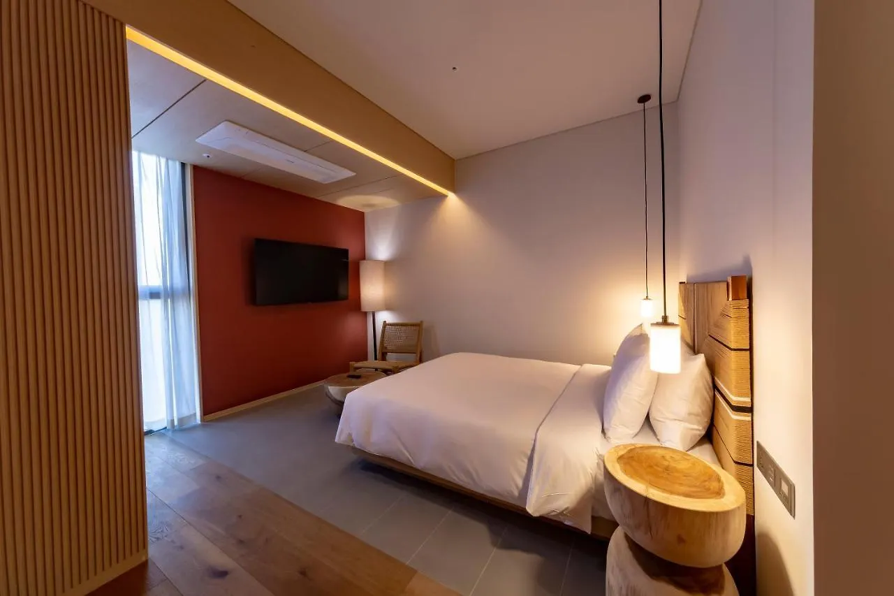 Hound Hotel Haeundae Signature Busan
