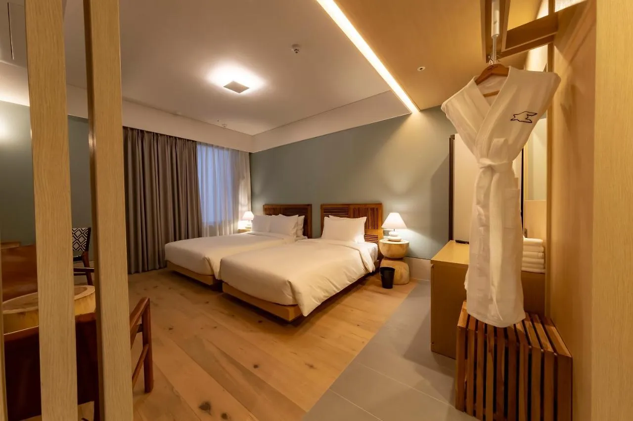 Hound Hotel Haeundae Signature Busan