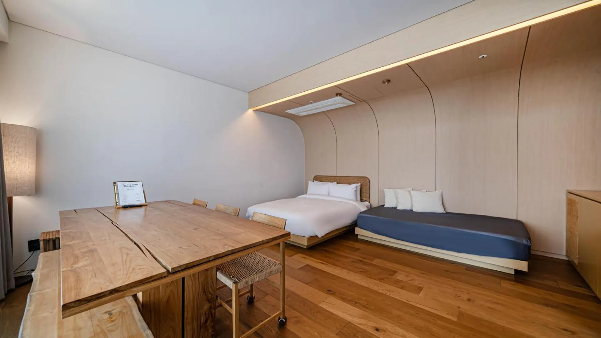 Hound Hotel Haeundae Signature Busan