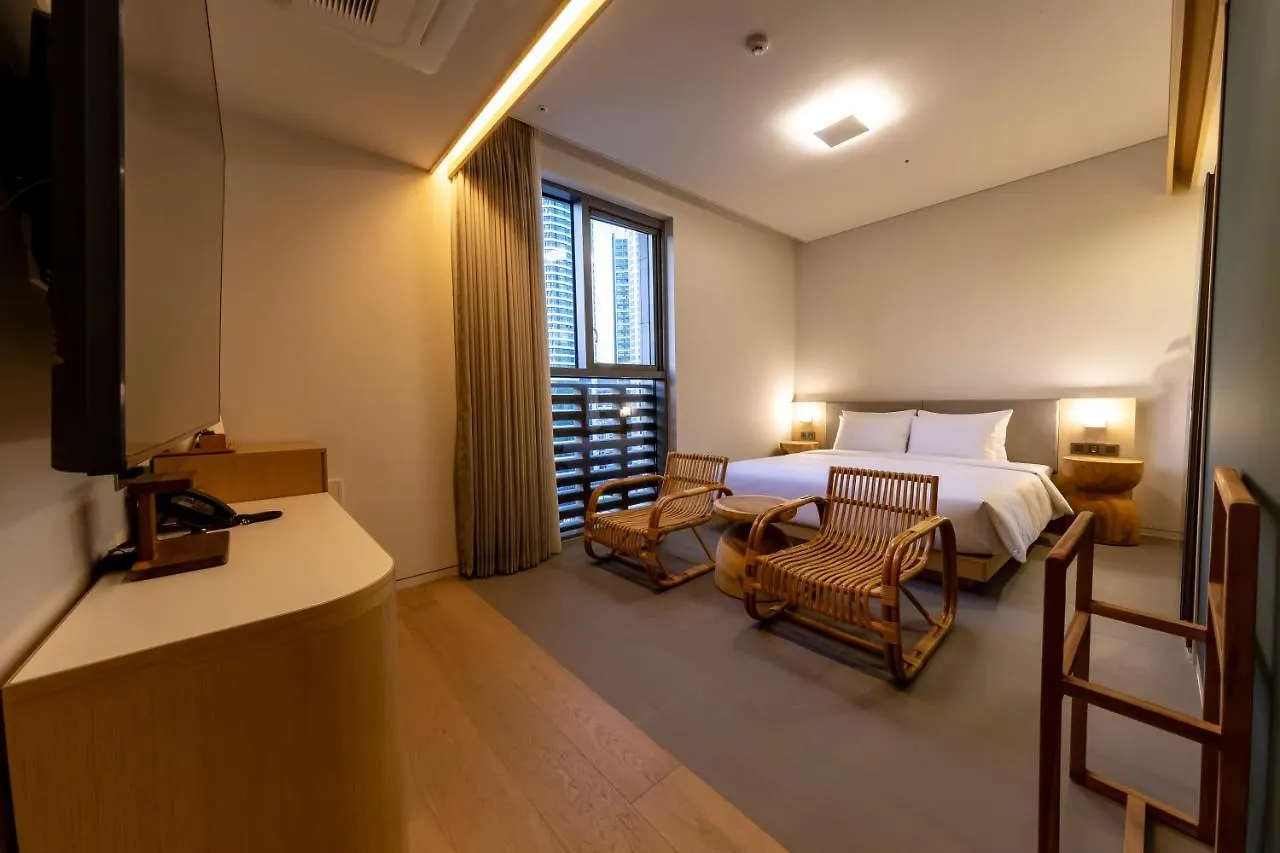 Hound Hotel Haeundae Signature Pusan