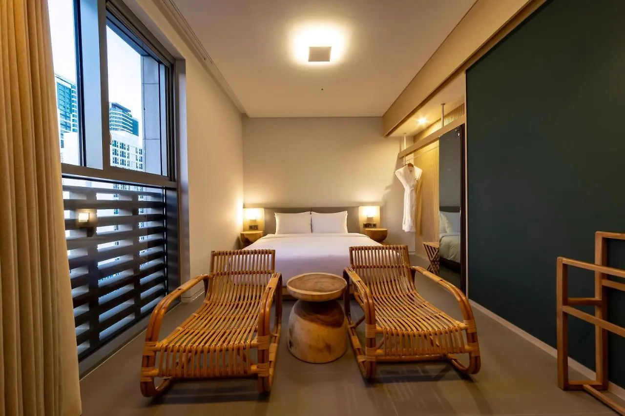 Hound Hotel Haeundae Signature Pusan 2*,  Korea Południowa